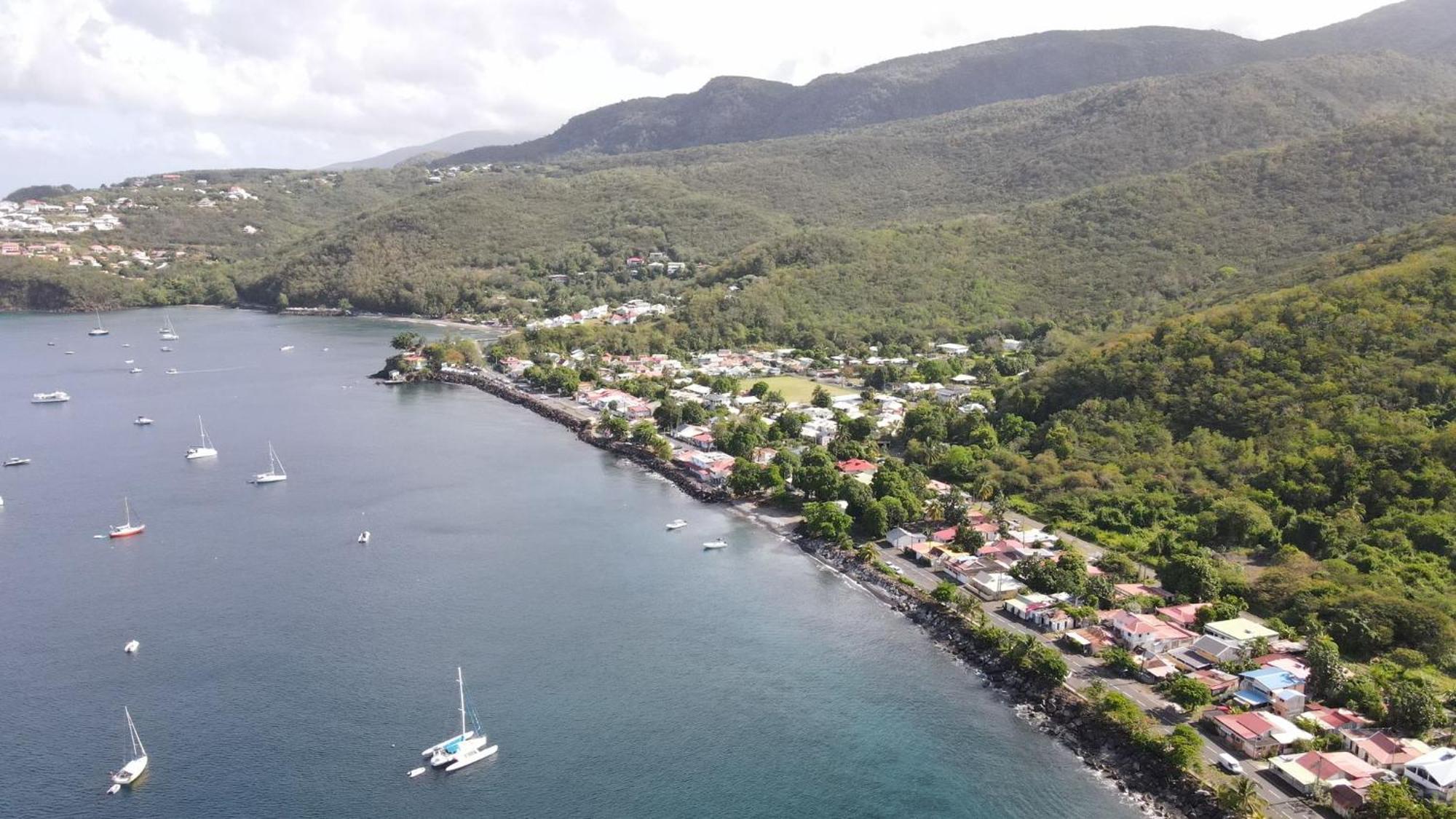 Logements Vue Mer Acces Piscine En Guadeloupe Bouillante Kültér fotó